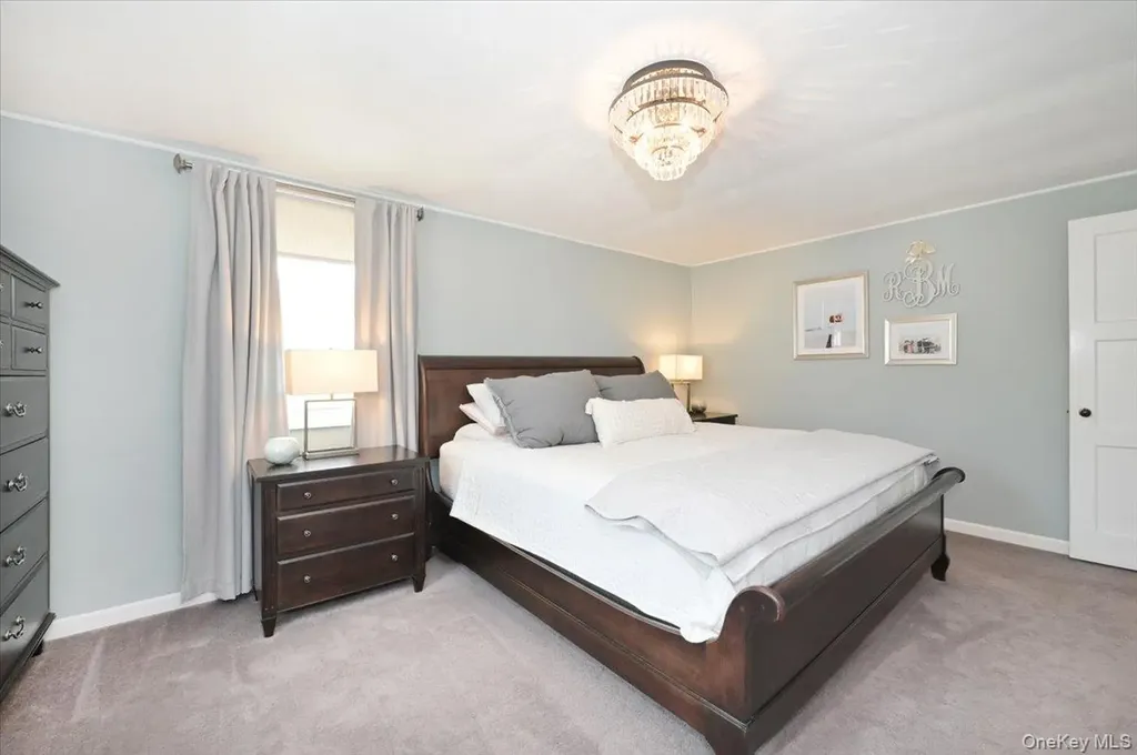 88 Webster Street Westbury NY 11590