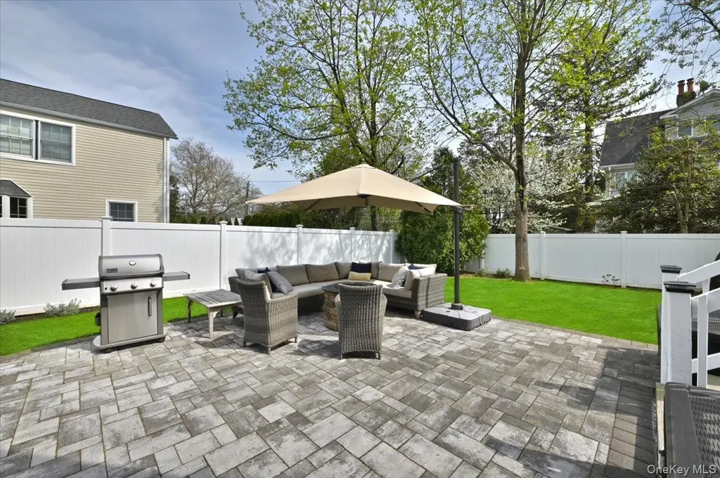 88 Webster Street Westbury NY 11590