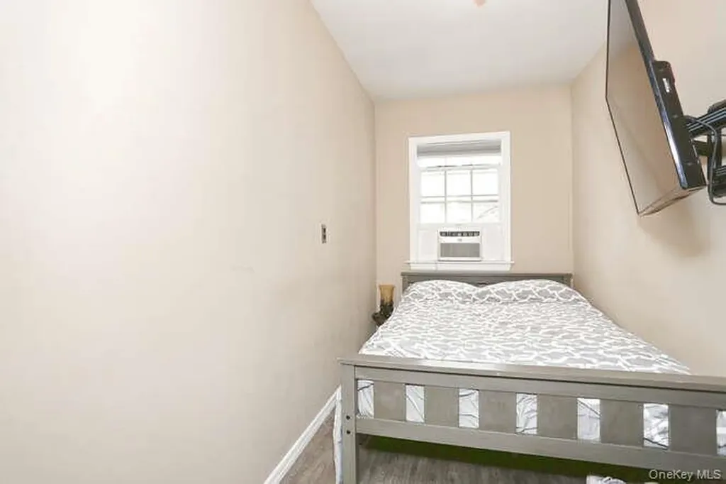 161 Mcnamara Road Spring Valley NY 10977