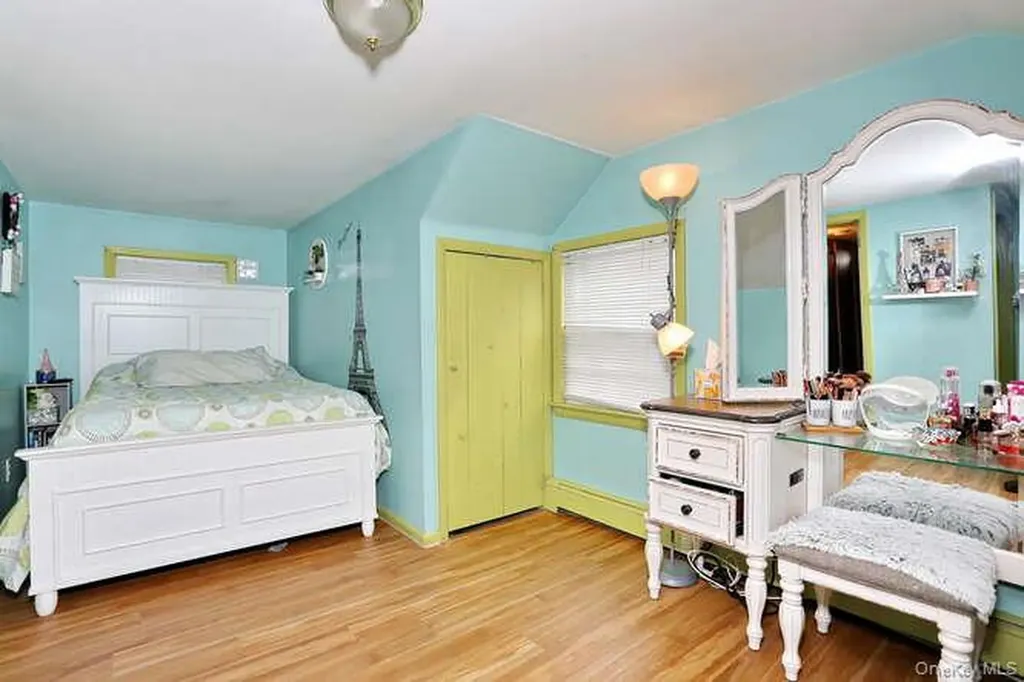 161 Mcnamara Road Spring Valley NY 10977