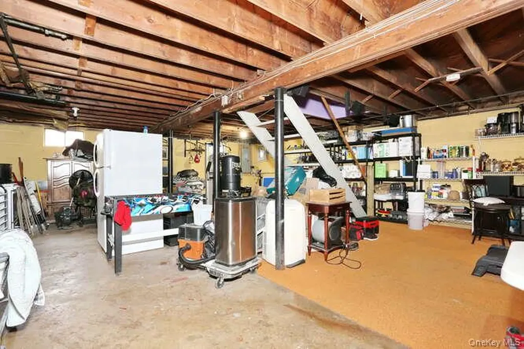 161 Mcnamara Road Spring Valley NY 10977