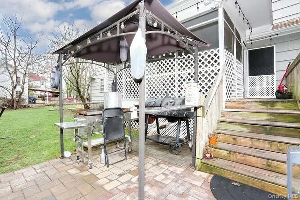 161 Mcnamara Road Spring Valley NY 10977
