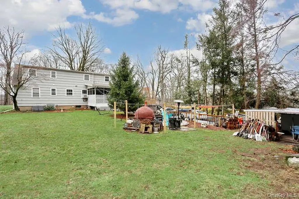 161 Mcnamara Road Spring Valley NY 10977