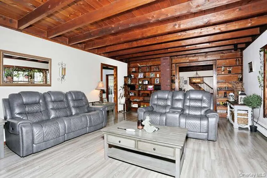 161 Mcnamara Road Spring Valley NY 10977
