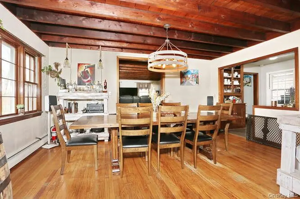 161 Mcnamara Road Spring Valley NY 10977