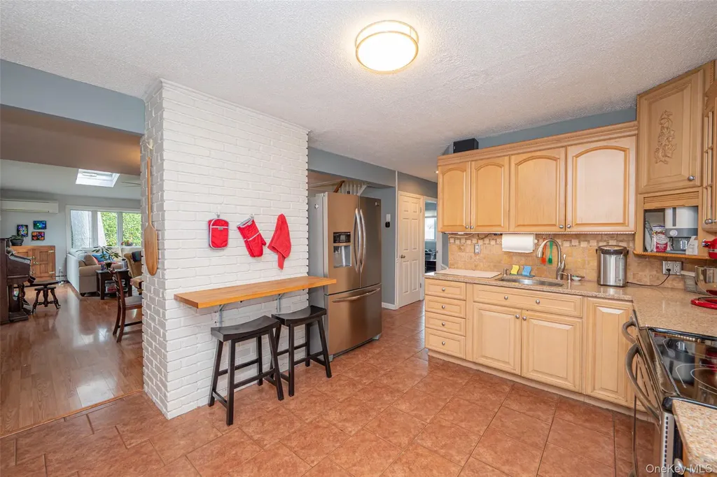 59 Orchid Road Levittown NY 11756