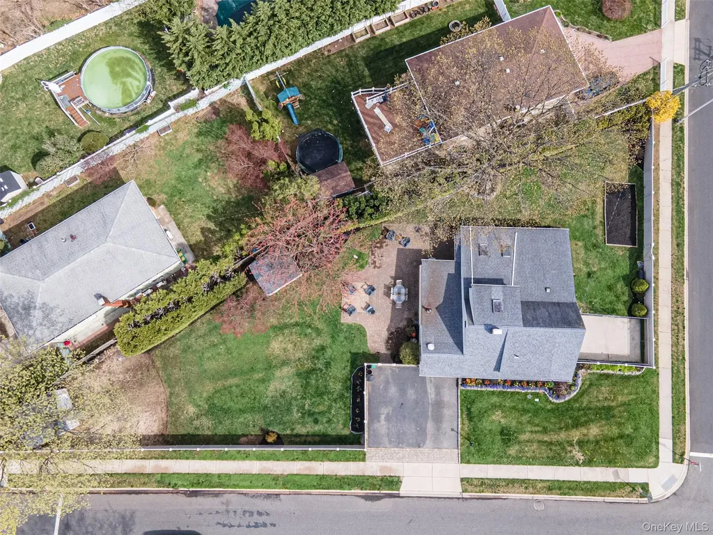 59 Orchid Road Levittown NY 11756