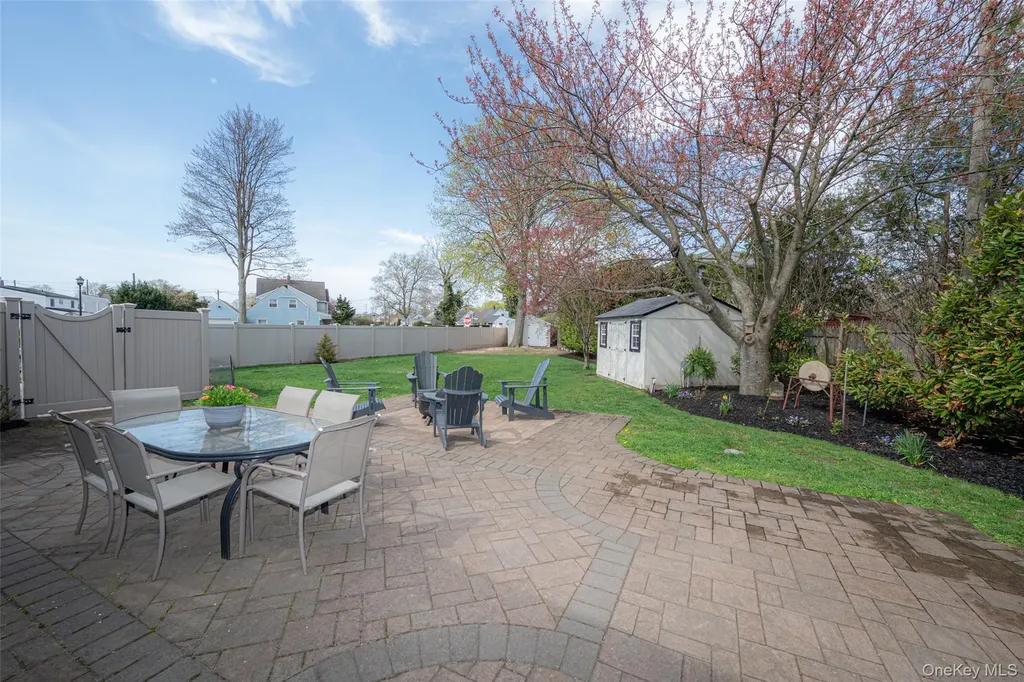 59 Orchid Road Levittown NY 11756