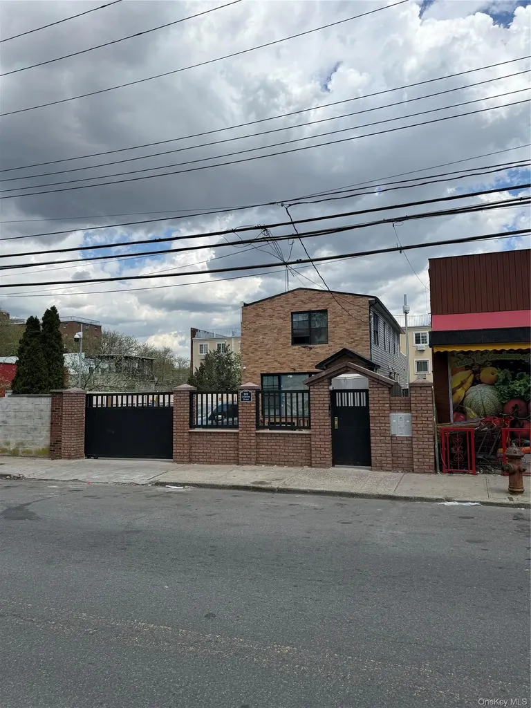 919 Crescent Street Brooklyn NY 11208