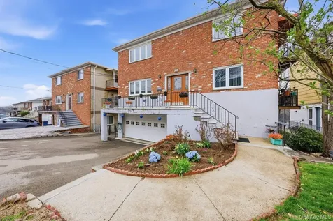 185 Bennett Avenue Yonkers NY 10701