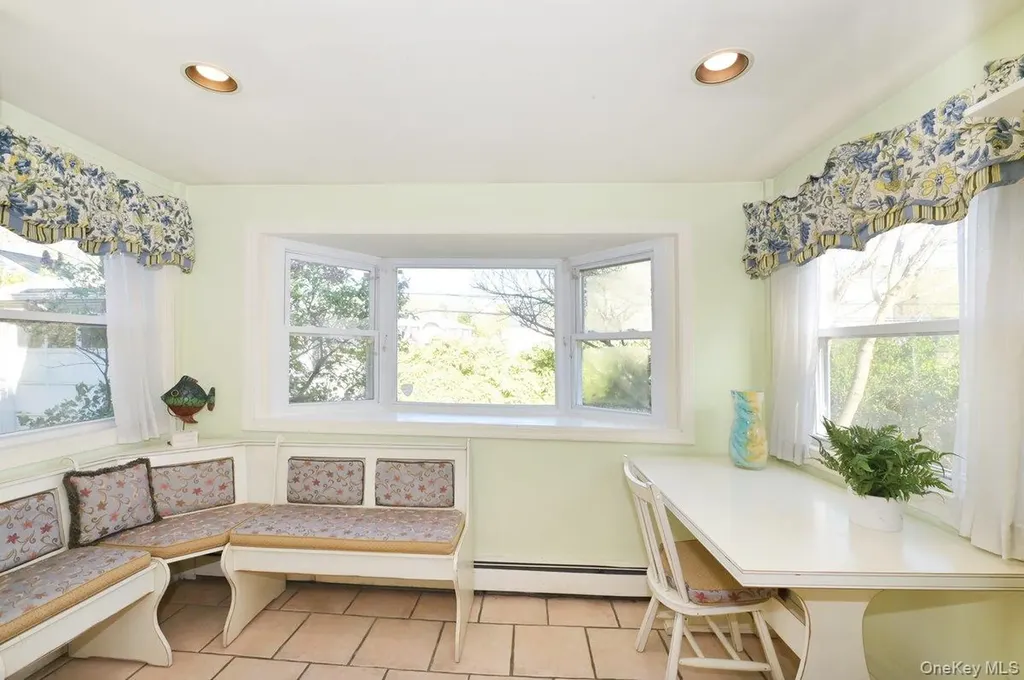 295 New Hyde Park Road Garden City NY 11530