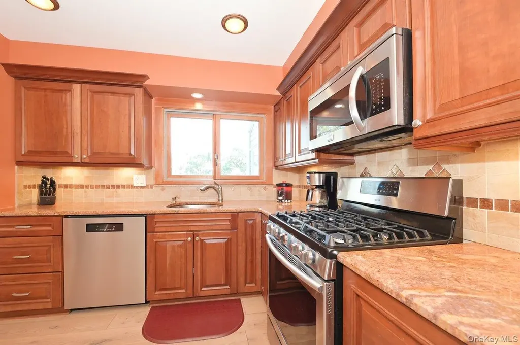 295 New Hyde Park Road Garden City NY 11530