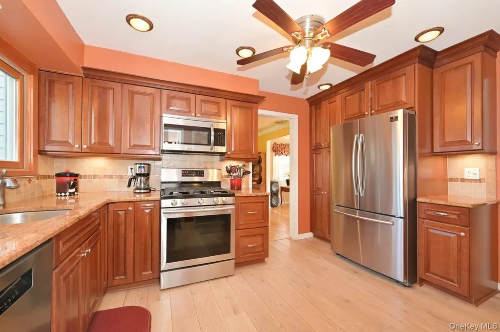 295 New Hyde Park Road Garden City NY 11530