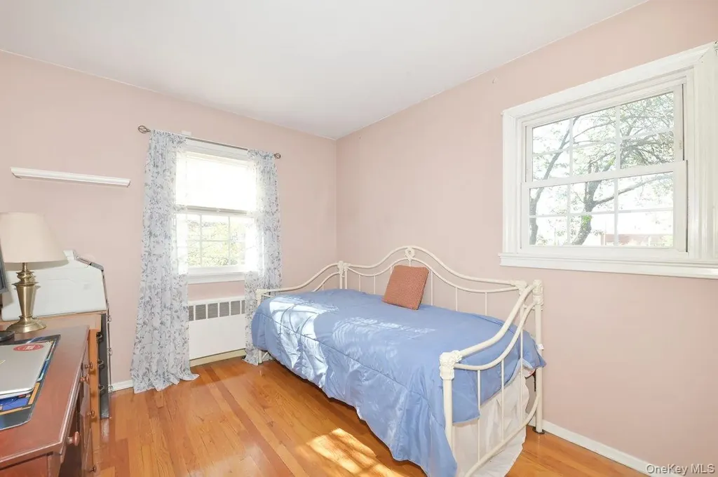 295 New Hyde Park Road Garden City NY 11530