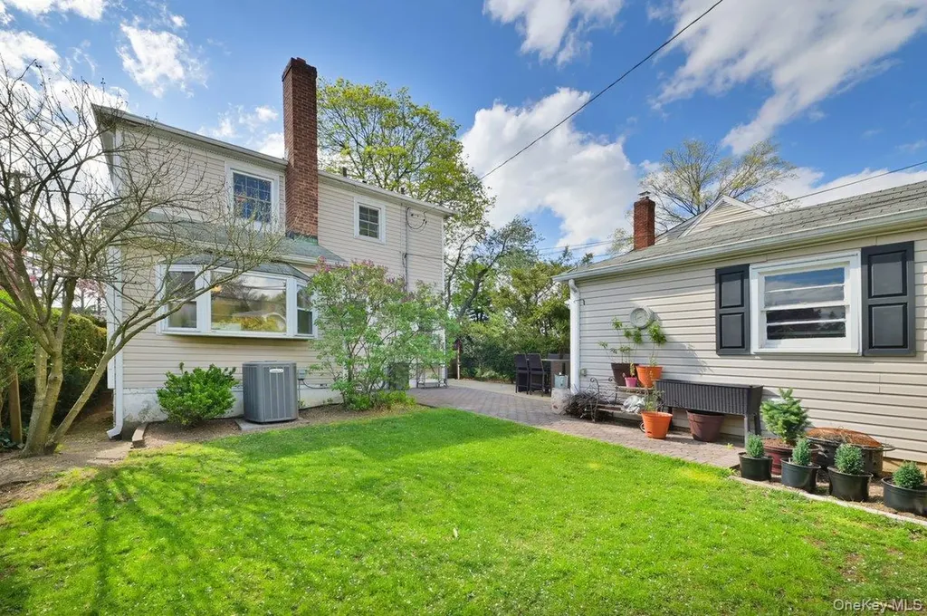 295 New Hyde Park Road Garden City NY 11530