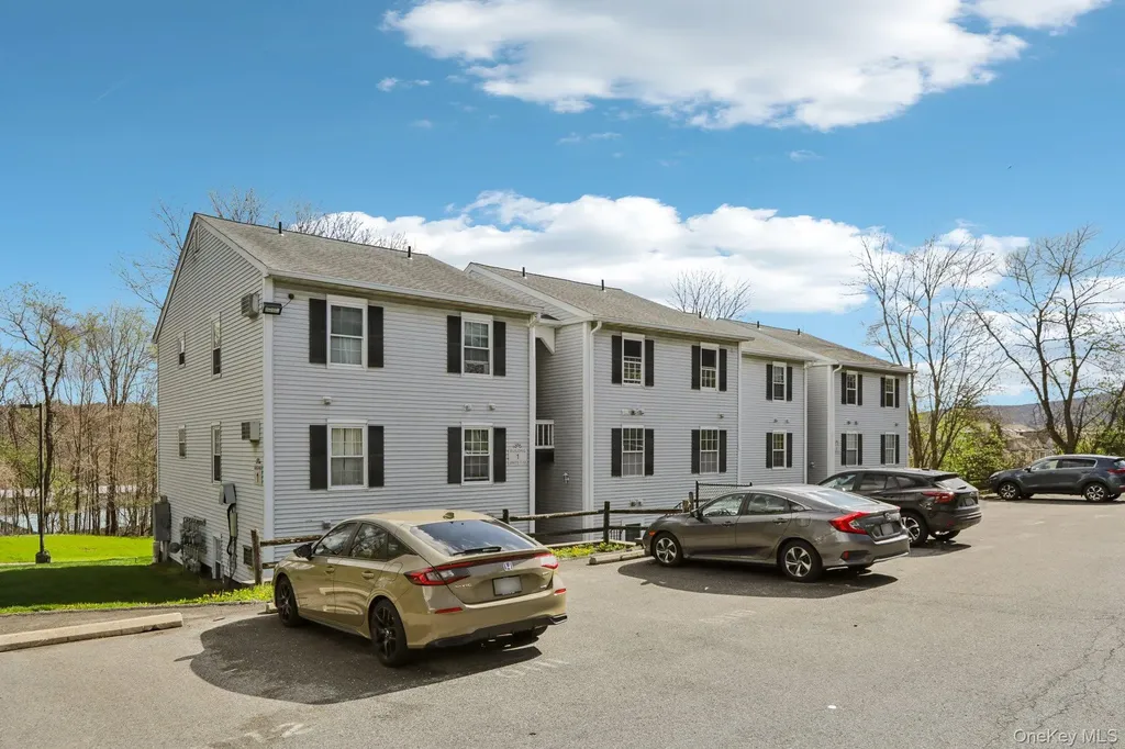 1 Lexington Hill Harriman NY 10926