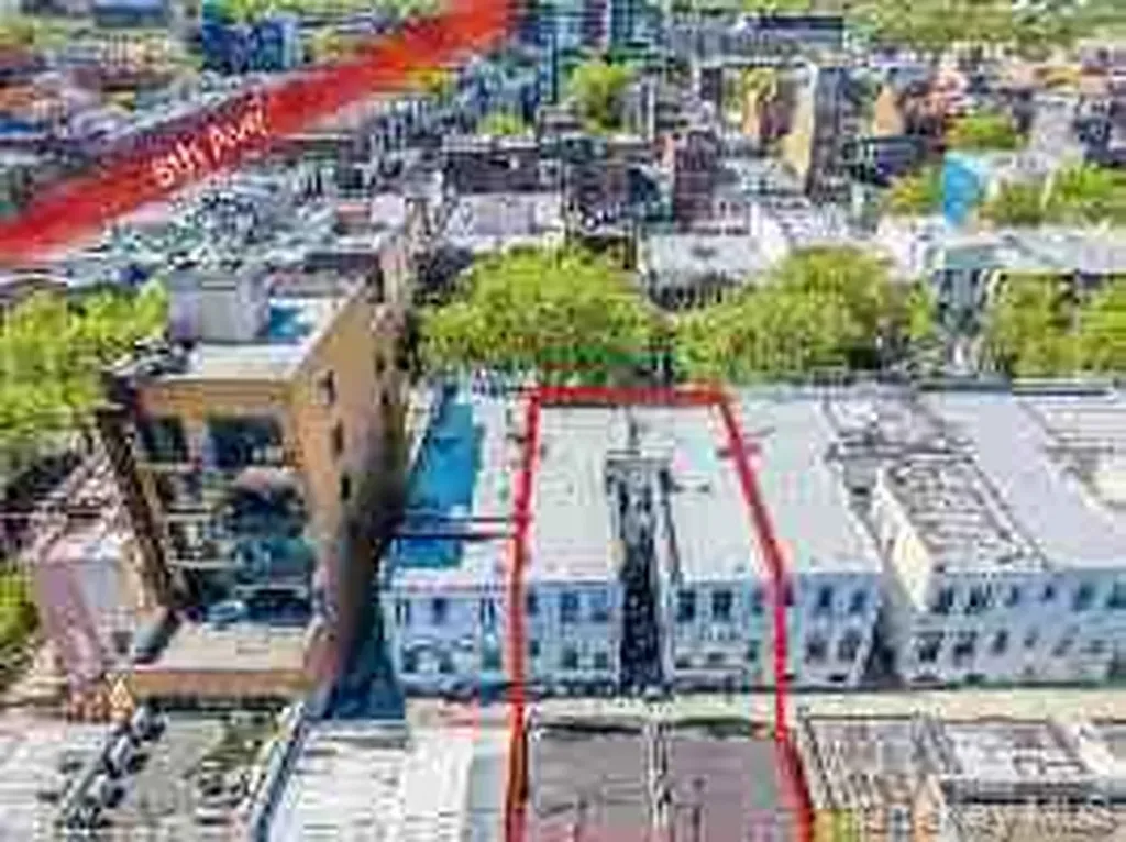 759 57th Street Brooklyn NY 11220