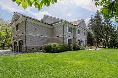 7 Roland Road Irvington NY 10533