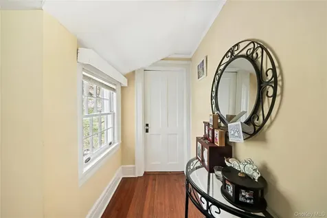 75 Chappaqua Road Briarcliff Manor NY 10510