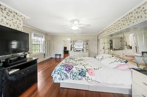 75 Chappaqua Road Briarcliff Manor NY 10510