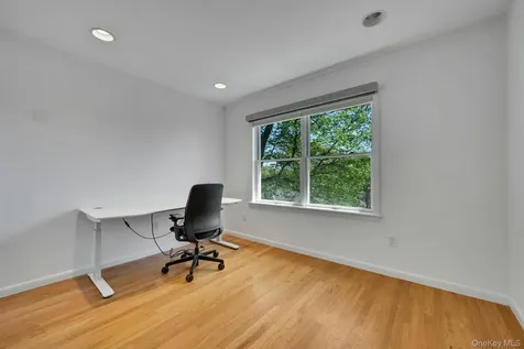 56 Westminster Road Scarsdale NY 10583