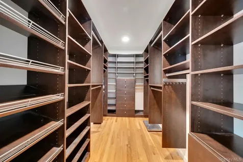 56 Westminster Road Scarsdale NY 10583
