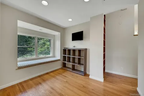 56 Westminster Road Scarsdale NY 10583