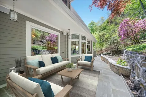 56 Westminster Road Scarsdale NY 10583