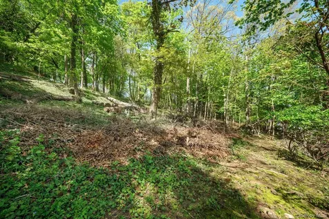 56 Westminster Road Scarsdale NY 10583
