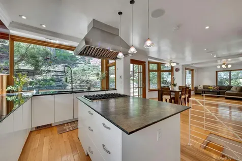 56 Westminster Road Scarsdale NY 10583