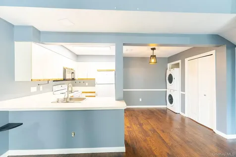 239 Deer Hill Road S South Salem NY 10590