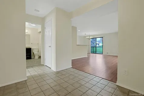 78 Independence Court Yorktown Heights NY 10598