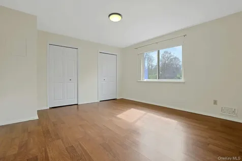 78 Independence Court Yorktown Heights NY 10598