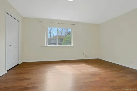 78 Independence Court Yorktown Heights NY 10598