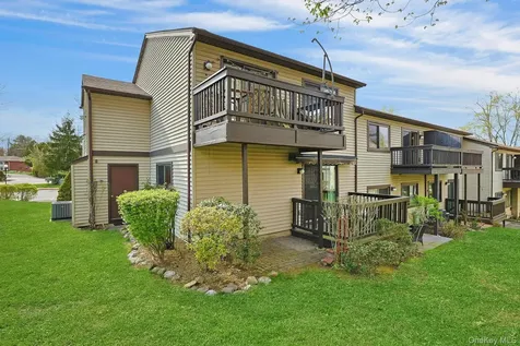 78 Independence Court Yorktown Heights NY 10598