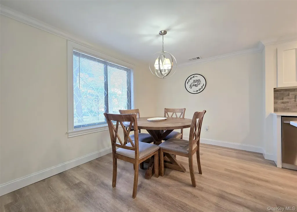 71 Skyline Drive Coram NY 11727