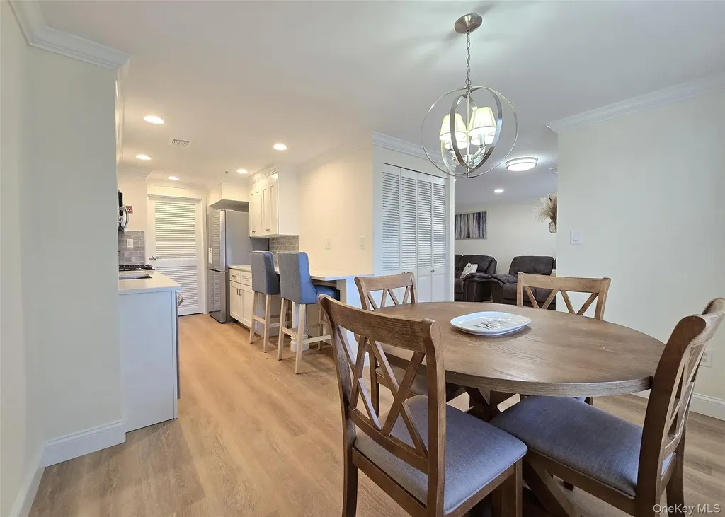 71 Skyline Drive Coram NY 11727