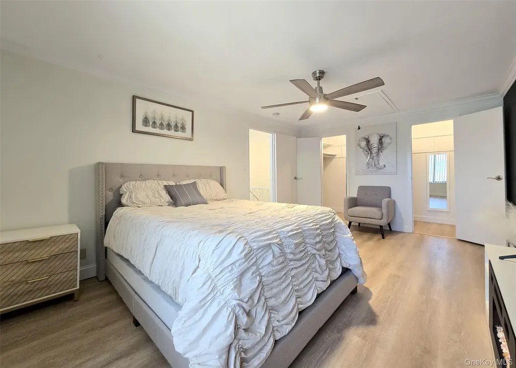 71 Skyline Drive Coram NY 11727