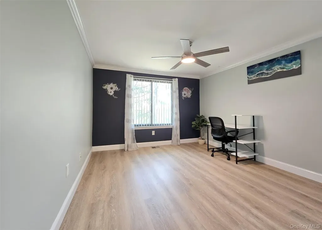 71 Skyline Drive Coram NY 11727