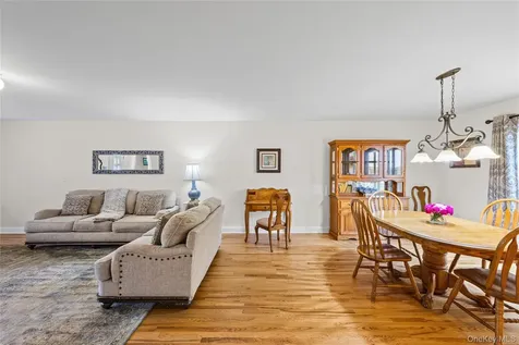 3 Clear Creek Court Huntington Station NY 11746