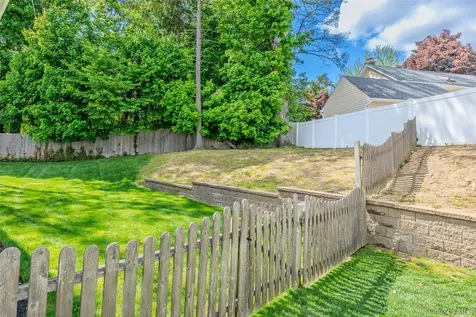 3 Clear Creek Court Huntington Station NY 11746