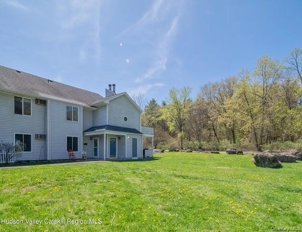 9 Rock Maple Road Saugerties NY 12477