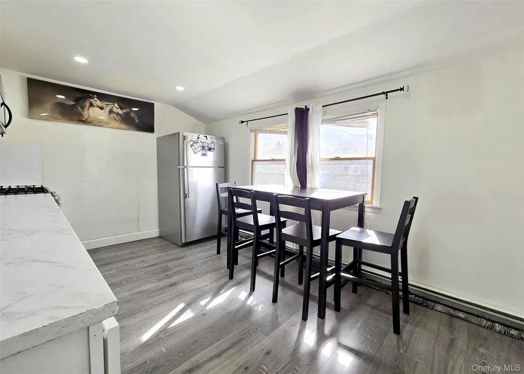 17 Gregory Drive Ronkonkoma NY 11779
