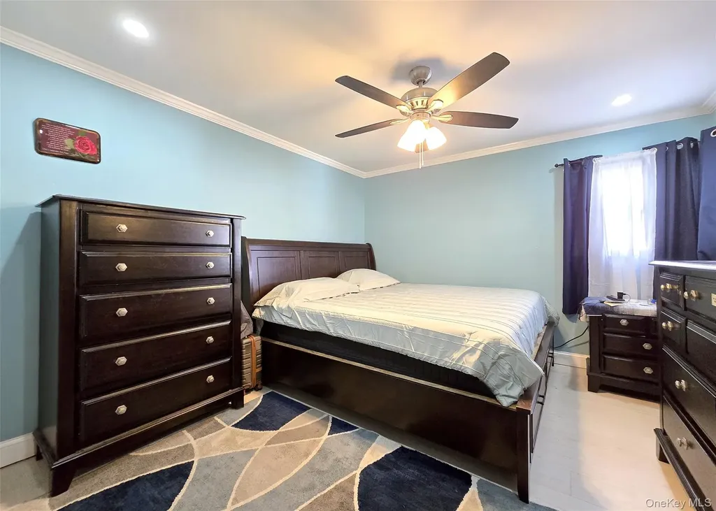 17 Gregory Drive Ronkonkoma NY 11779