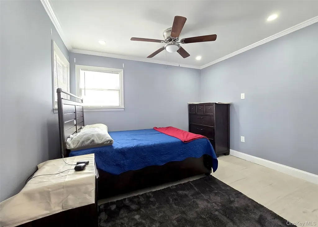 17 Gregory Drive Ronkonkoma NY 11779