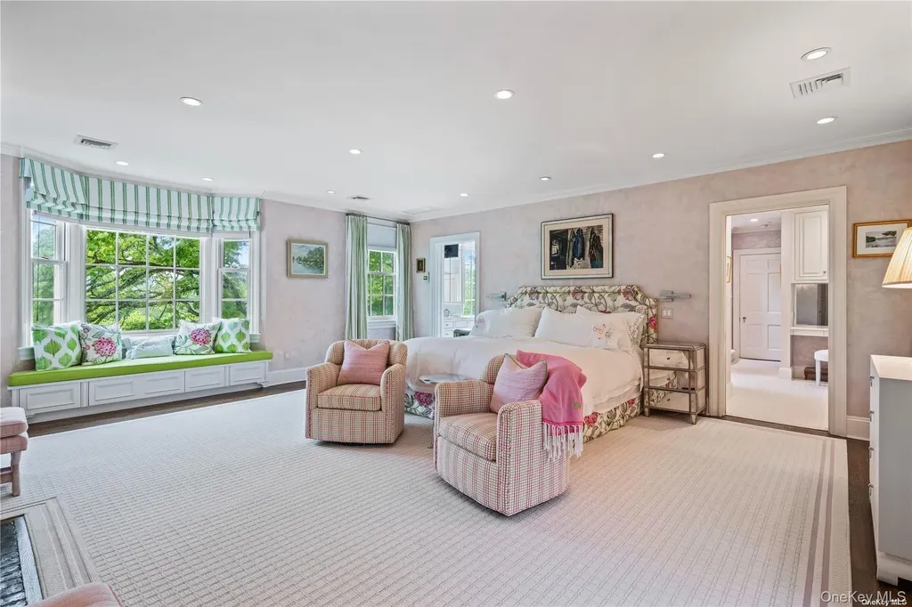 200 Cleft Road Mill Neck NY 11765