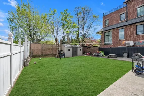 20-49 49th Street Astoria NY 11105