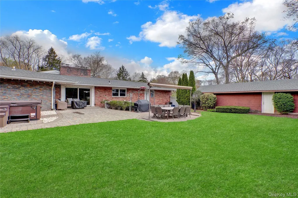 36 Landview Drive Dix Hills NY 11746