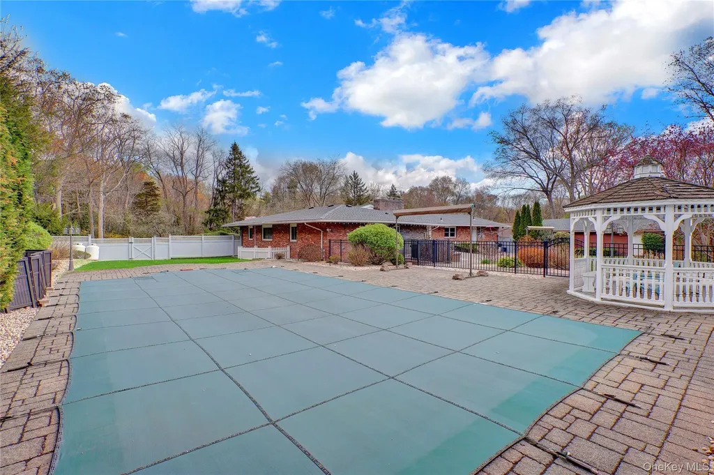 36 Landview Drive Dix Hills NY 11746