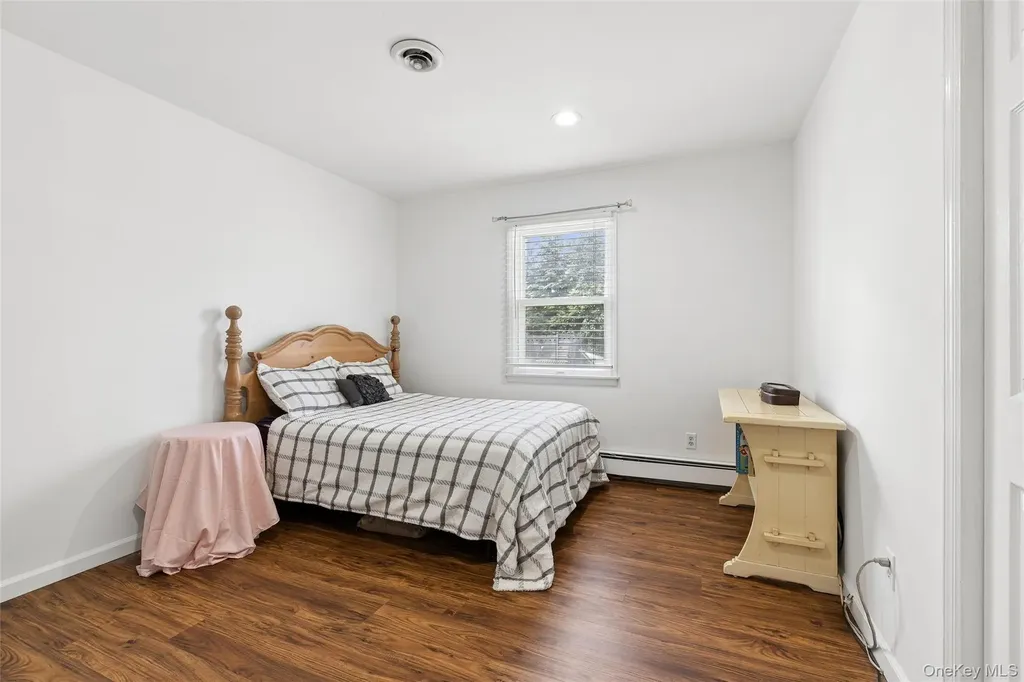 680 Westview Drive Mattituck NY 11952